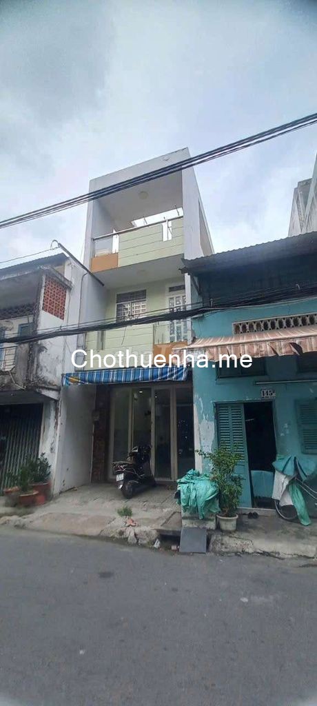 Cho thuê nhà 2 mặt tiền đường Đội Cung Phường 8 Quận 11