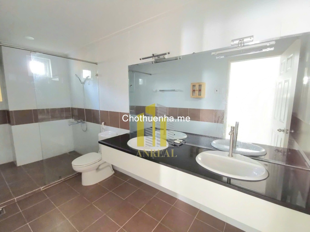 Cho thuê biệt thự An Phú có hồ bơi riêng – Sân vườn, giá 2800 USD