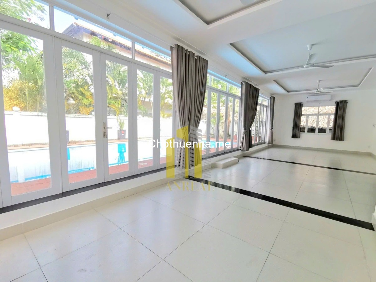 Cho thuê biệt thự An Phú có hồ bơi riêng – Sân vườn, giá 2800 USD