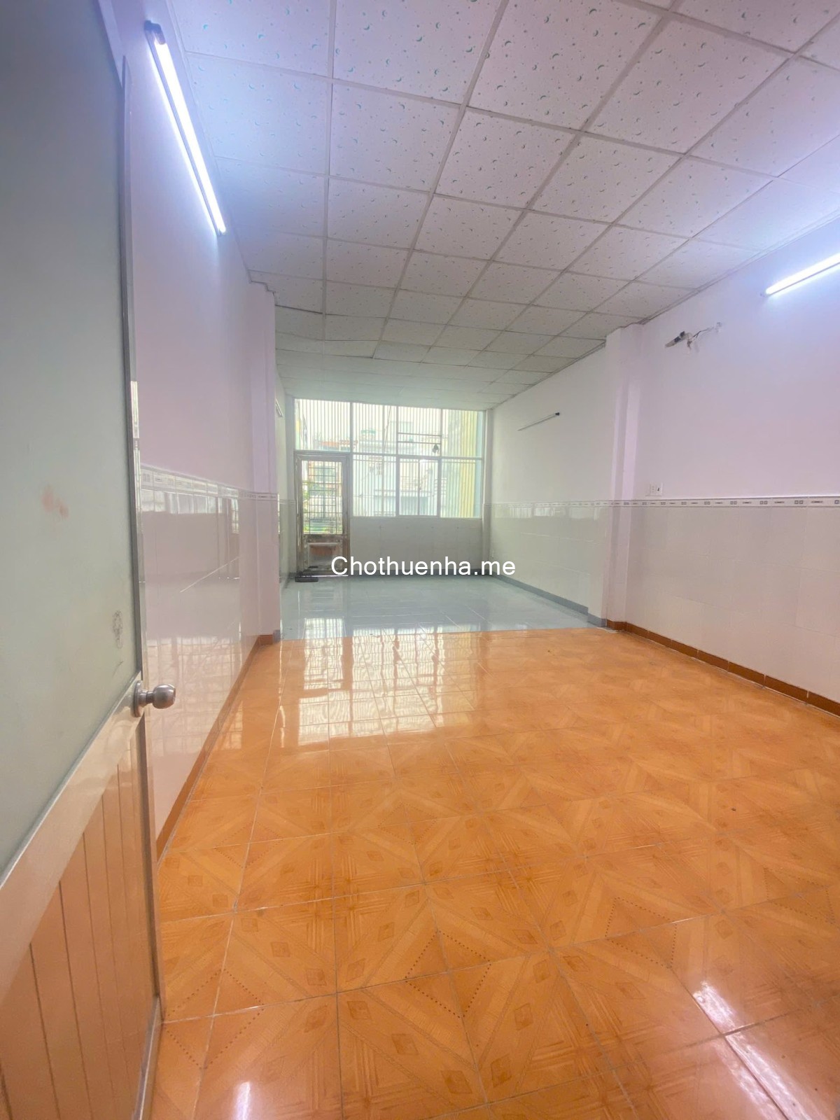 Cho thuê nhà 1 Trệt, 2 lầu, 3PN 3WC, hẻm 8m Tô Hiệu, Tân Phú