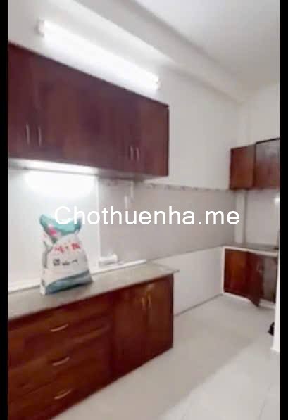 Hẻm bagac, gần Phan Xích Long, nhà nguyên căn 11tr5 2pn 3wc, giáp Quận 1