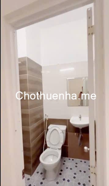 Hẻm bagac, gần Phan Xích Long, nhà nguyên căn 11tr5 2pn 3wc, giáp Quận 1