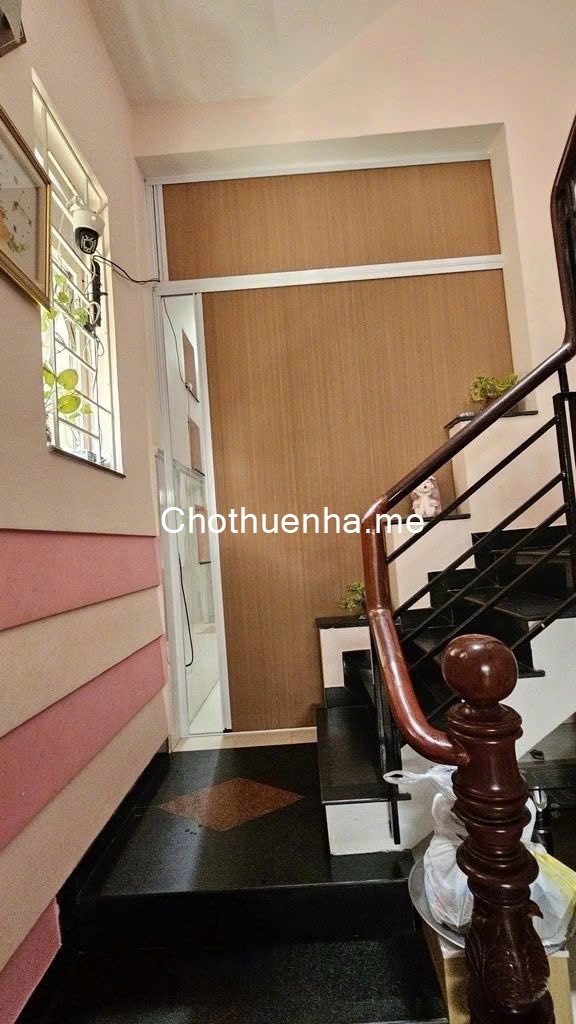 Nhà nguyên căn hẻm 514/ Lê Đức Thọ, 1 trệt 2 lầu, giá rẻ