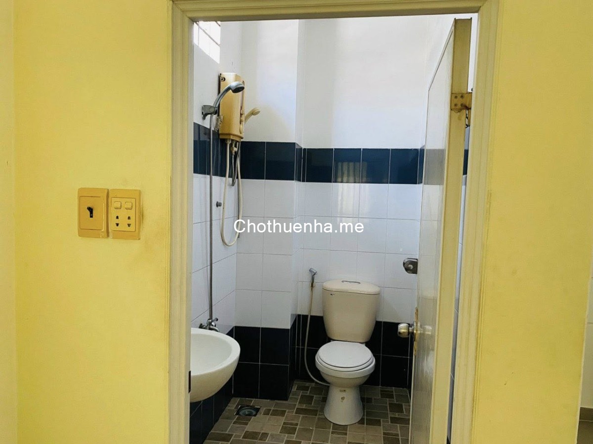 Cho thuê nhà đường Đình Phong Phú, P. Tăng Nhơn Phú B, gần Lê Văn Việt