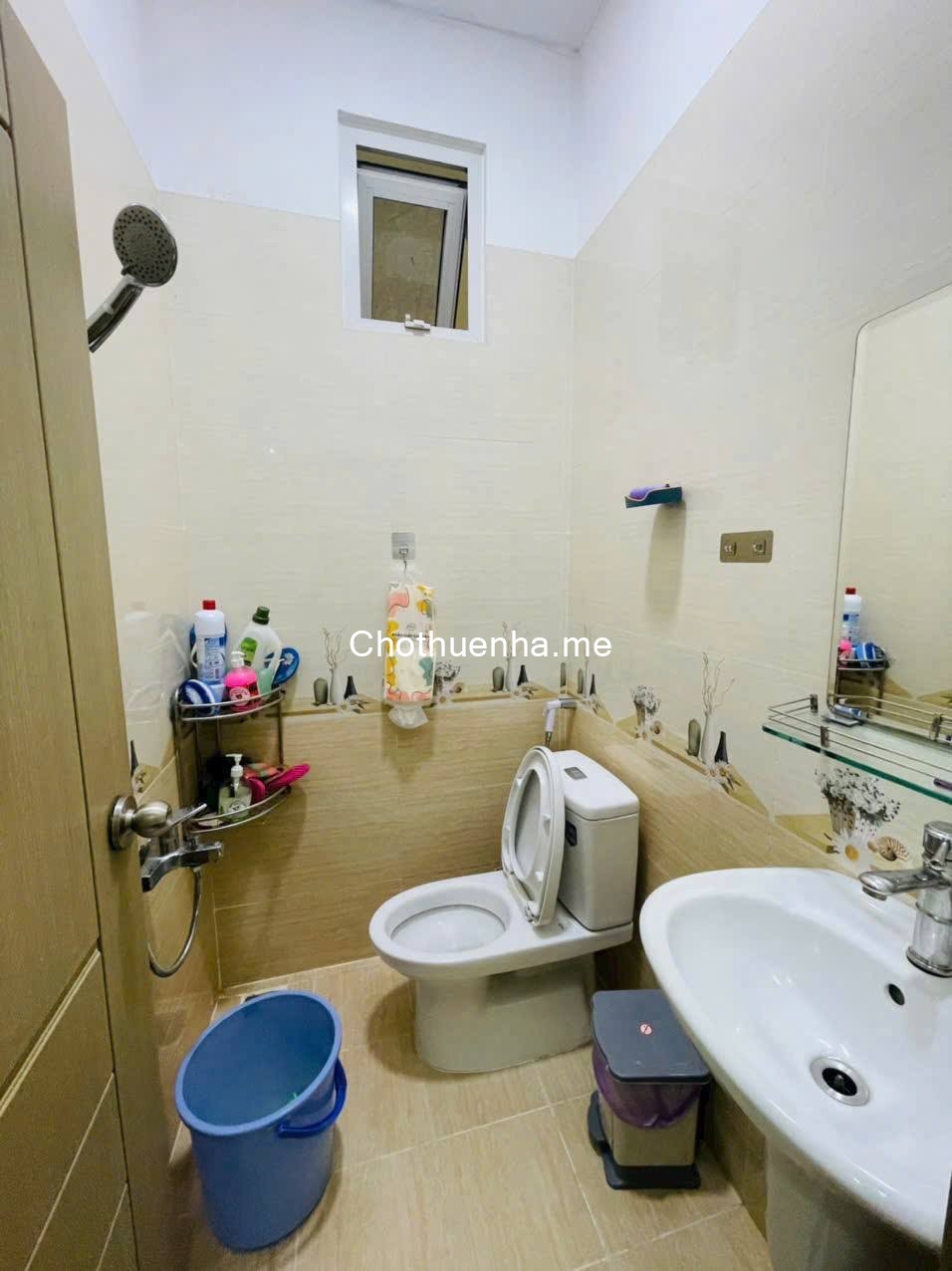 Cho thuê nhà Nguyên căn 1 trệt 2 lầu mới đẹp hẻm xe hơi ngay đường Hoàng Diệu 2, Thủ Đức