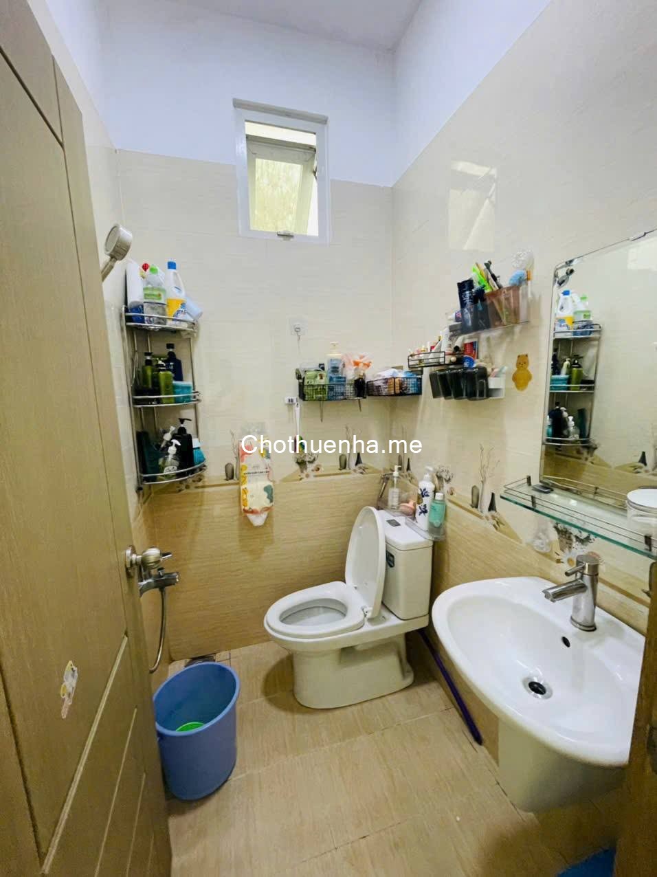 Cho thuê nhà Nguyên căn 1 trệt 2 lầu mới đẹp hẻm xe hơi ngay đường Hoàng Diệu 2, Thủ Đức