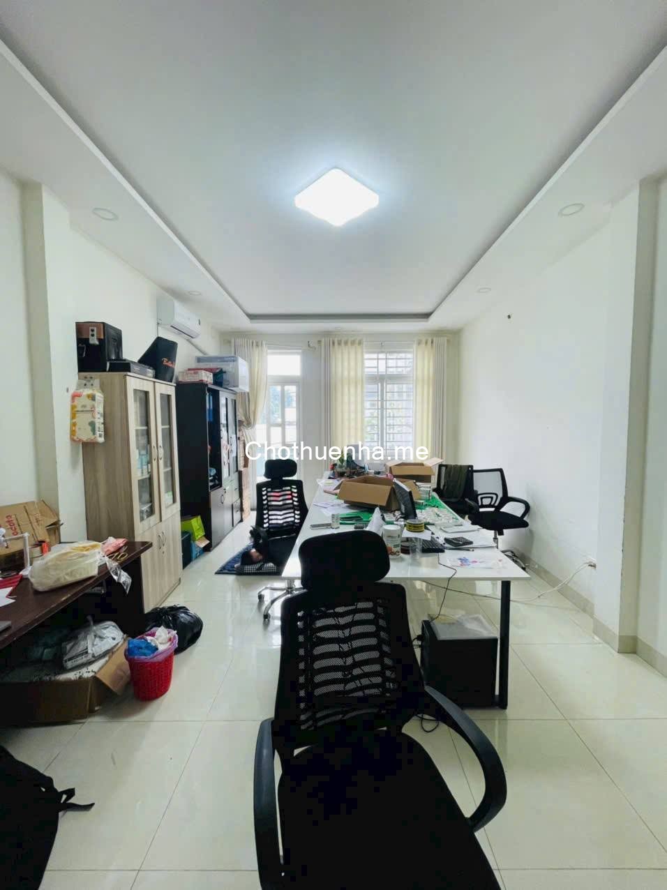 Cho thuê nhà Nguyên căn 1 trệt 2 lầu mới đẹp hẻm xe hơi ngay đường Hoàng Diệu 2, Thủ Đức