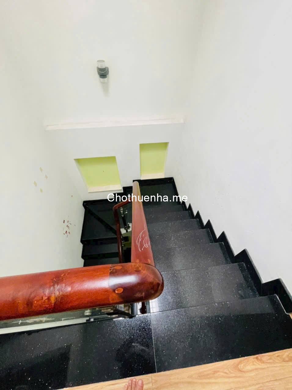 Cho thuê nhà Nguyên căn 1 trệt 2 lầu mới đẹp hẻm xe hơi ngay đường Hoàng Diệu 2, Thủ Đức