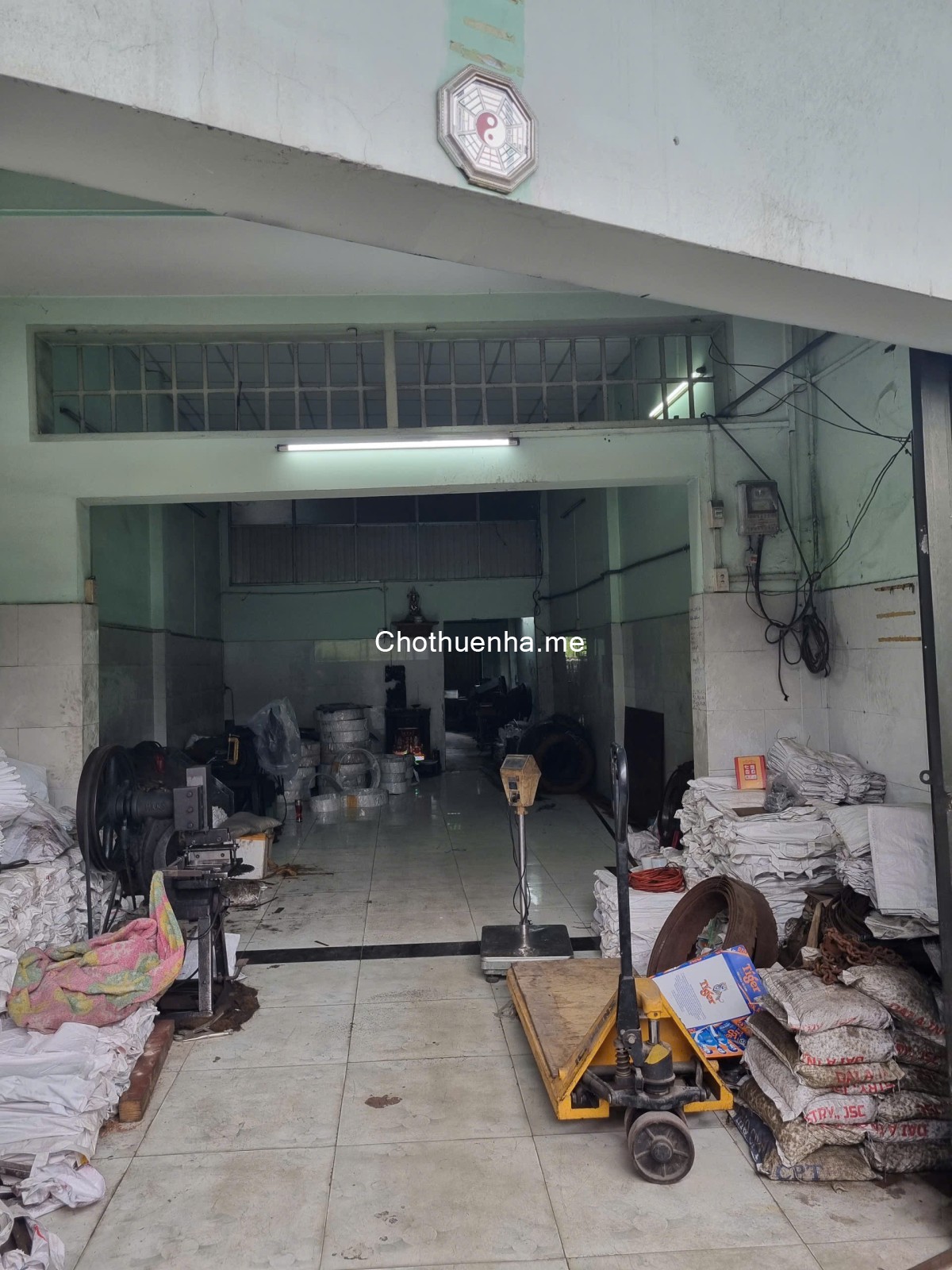 Cho thuê nhà nguyên căn (4,5m x 20m), mặt tiền Quốc lộ 1A, Q.12 gần Cầu vượt Ngã Tư Ga