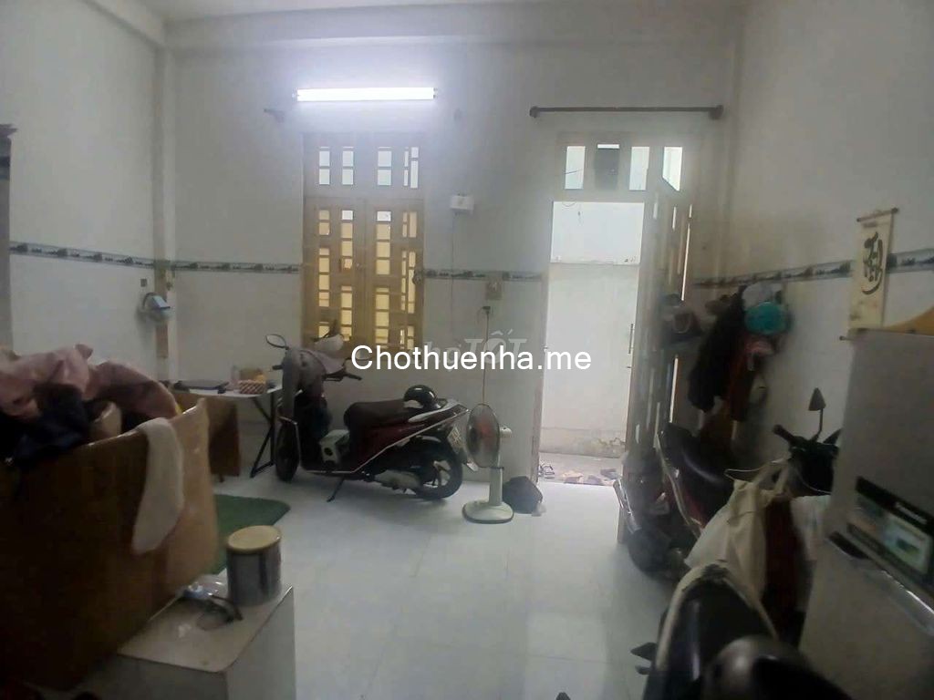 Cho thuê nhà liền kề nguyên căn Đường số 6, Phường Tam Phú, Thủ Đức