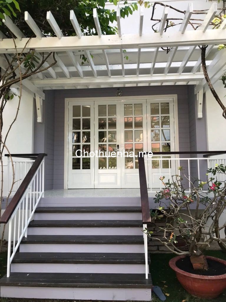 Cho thuê villa góc 2 mặt tiền – khu compound đường Nguyễn Văn Hưởng, Phường Thảo Điền, Quận 2