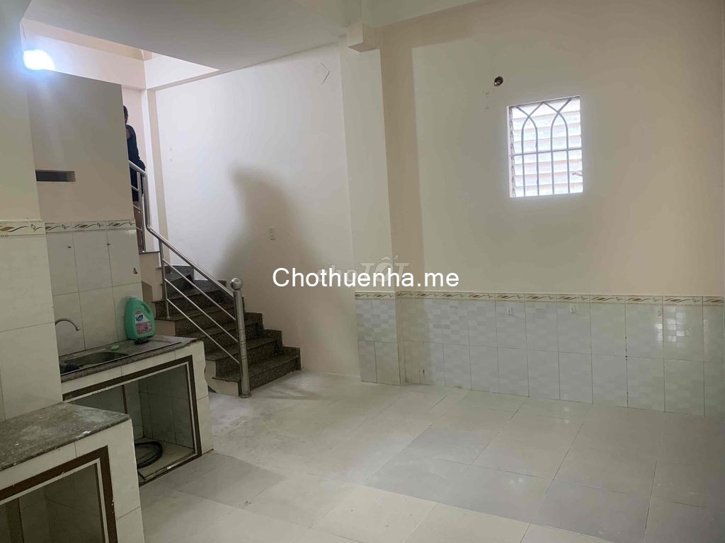 ho thuê nhà 2 tầng, diện tích 50m² (ngang 4m) Bình Trưng Tây Quận 2