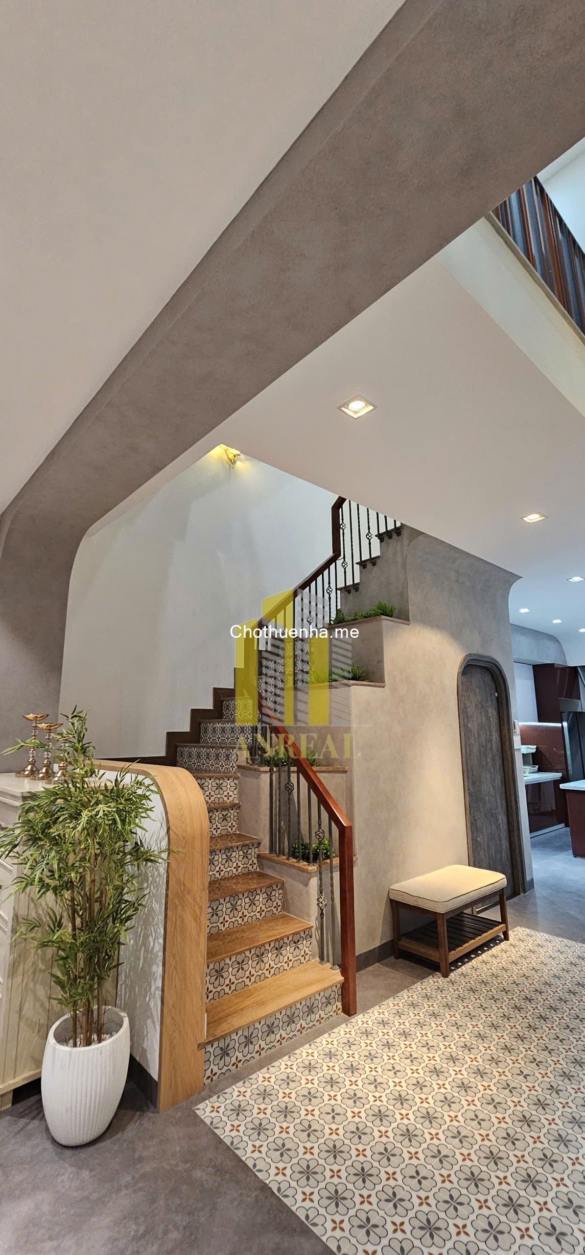 NHÀ ĐẸP FULL NỘI THẤT 5 PHÒNG GIÁ 50 TRIỆU