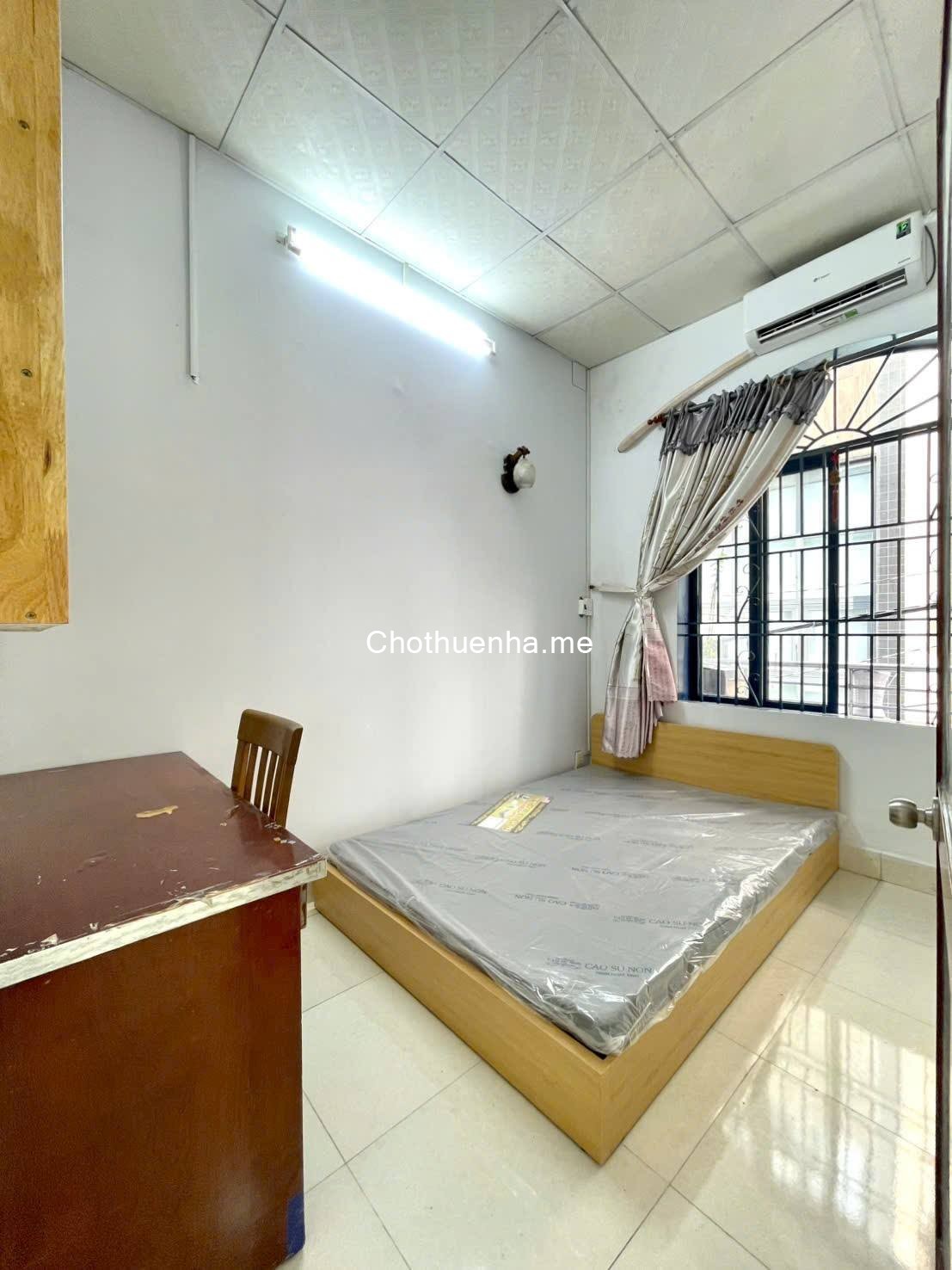 Cho thuê nhà ngay CV Lê Thị Riêng, KCX Bắc Hải, Q.10 – Giá chỉ 15 triệu/tháng.