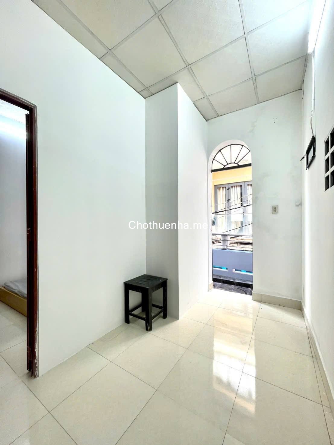 Cho thuê nhà ngay CV Lê Thị Riêng, KCX Bắc Hải, Q.10 – Giá chỉ 15 triệu/tháng.