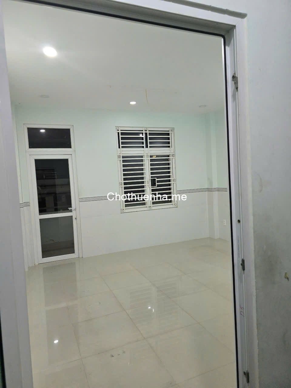 Cho thuê nhà mặt tiền Phường 15, Quận 10 – vị trí kinh doanh cực tốt.