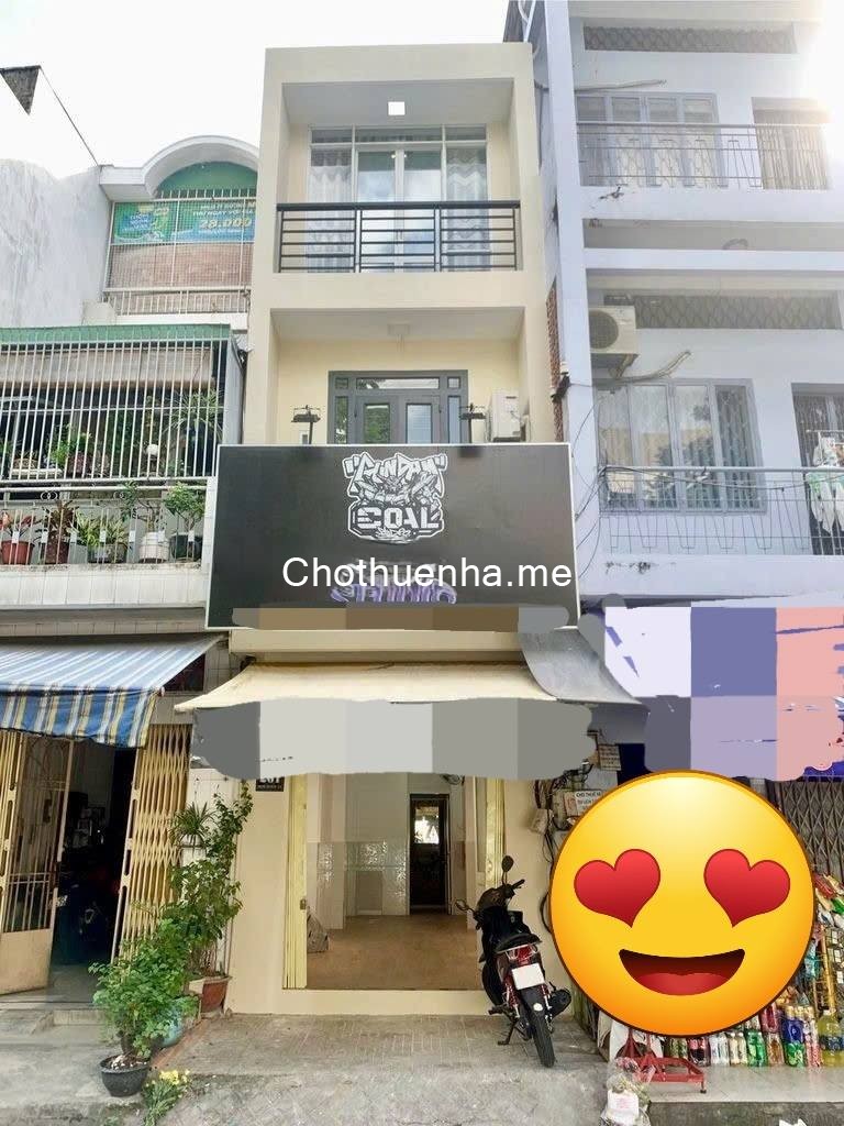 Cho thuê nhà 1 trệt, 2 lầu, mặt tiền Nguyễn Tiểu La, Quận 10.