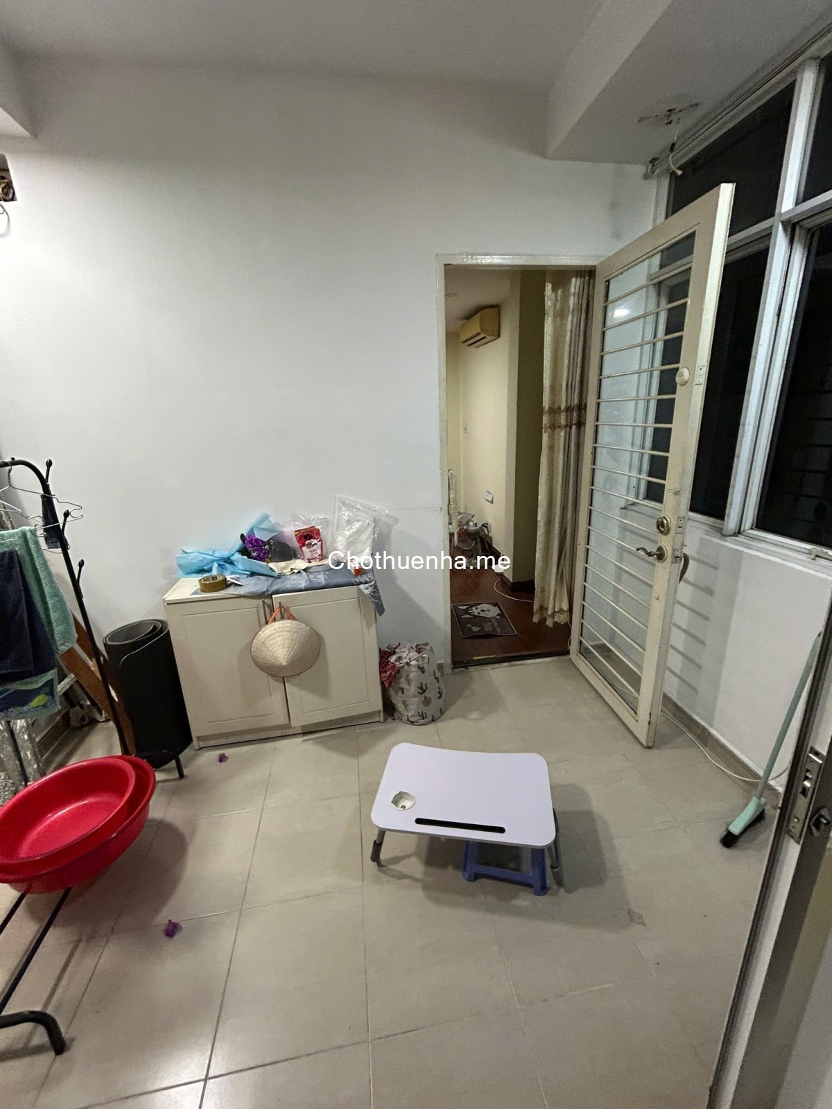 Cho thuê nhà 1 trệt, 2 lầu hẻm 463B Cách Mạng Tháng 8, Quận 10.