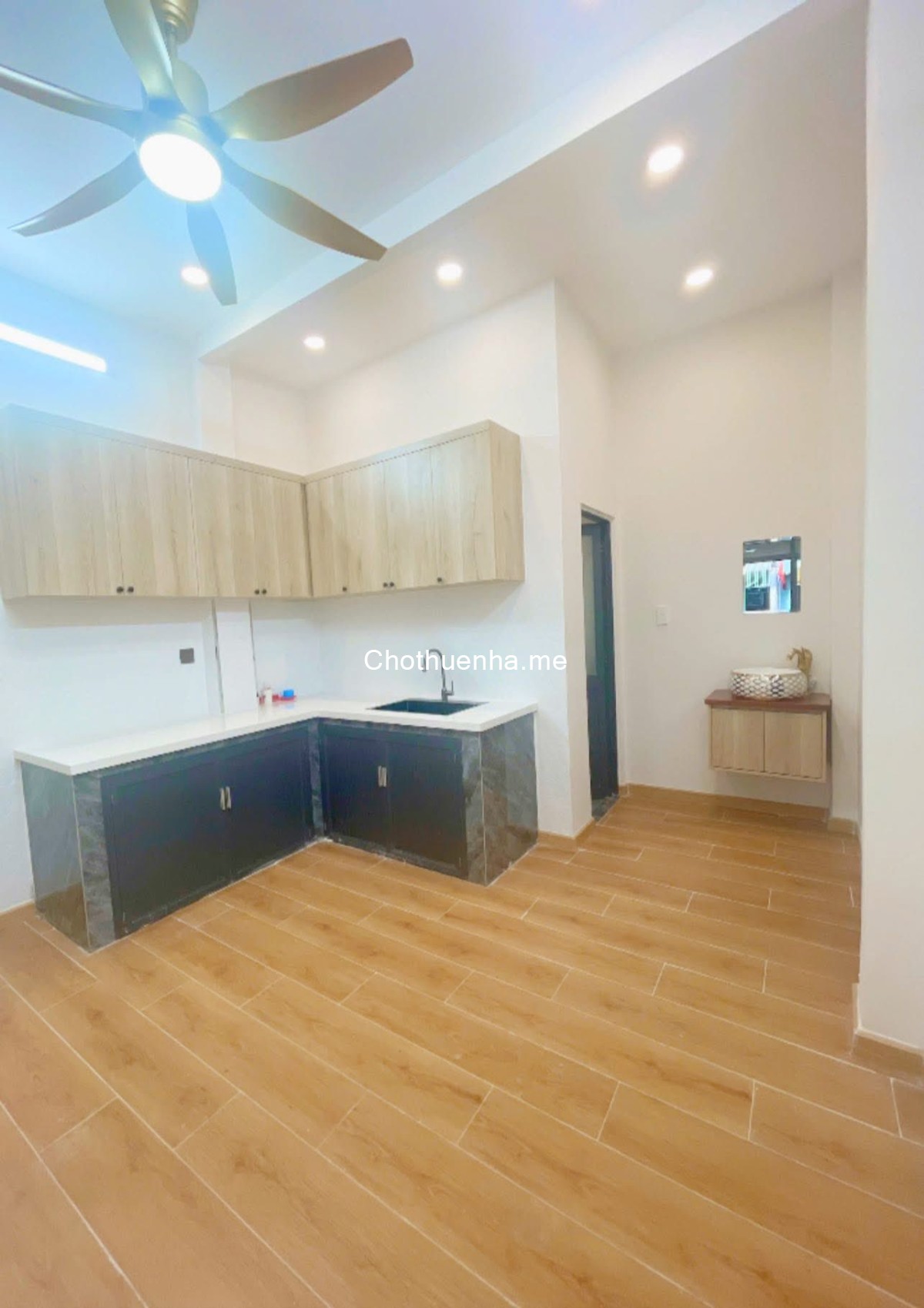 Cho thuê nhà mặt tiền Đoàn Văn Bơ – Phường 16, Quận 4