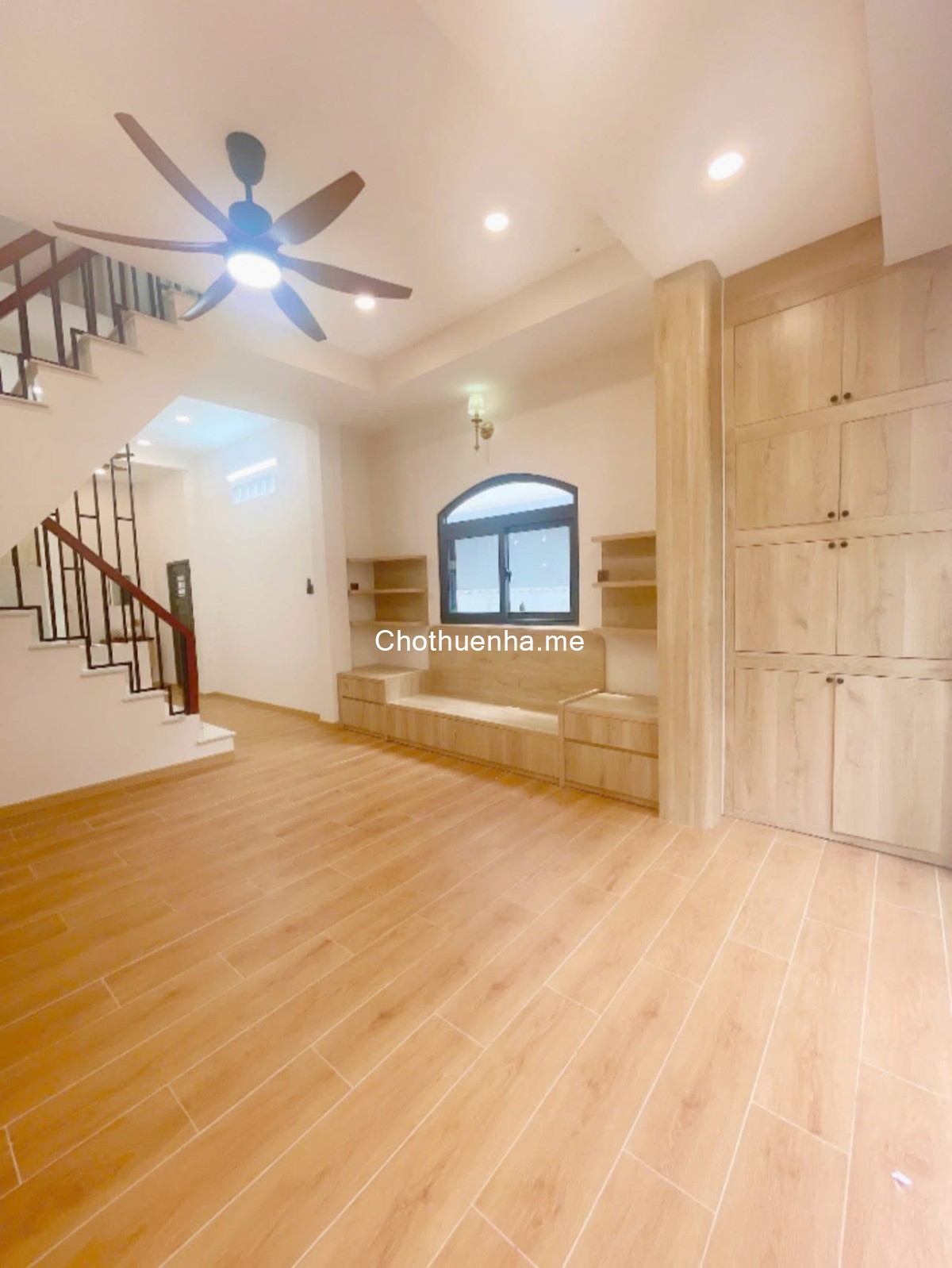 Cho thuê nhà mặt tiền Đoàn Văn Bơ – Phường 16, Quận 4