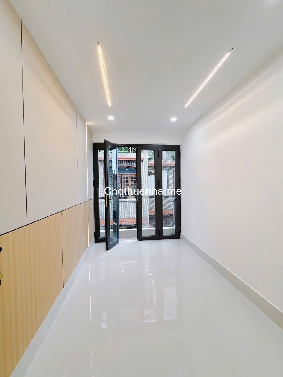 CHO THUÊ NHÀ ĐẸP 3 TẤM ĐÚC – TRỤC ĐƯỜNG NGUYỄN KHOÁI, P.2, QUẬN 4