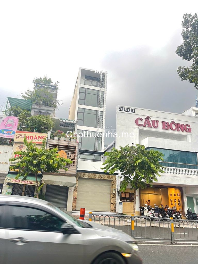 Cho thuê mặt tiền đường Đinh Tiên Hoàng – đoạn 2 chiều, vỉa hè 8m