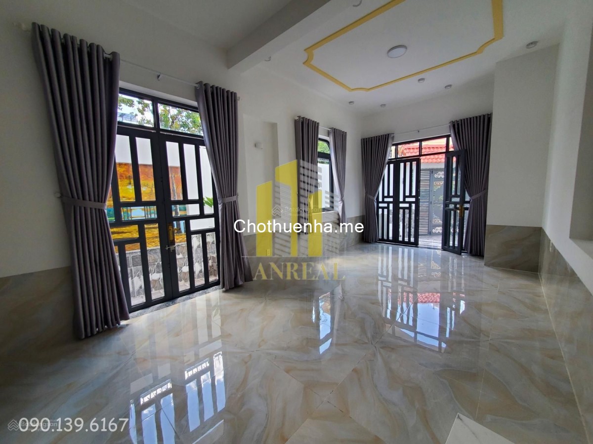 VILLA GÓC 2 MẶT TIỀN GẦN TRƯƠNG VĂN BANG SÂN VƯỜN 5 PHÒNG - GIÁ 38 TRIỆU