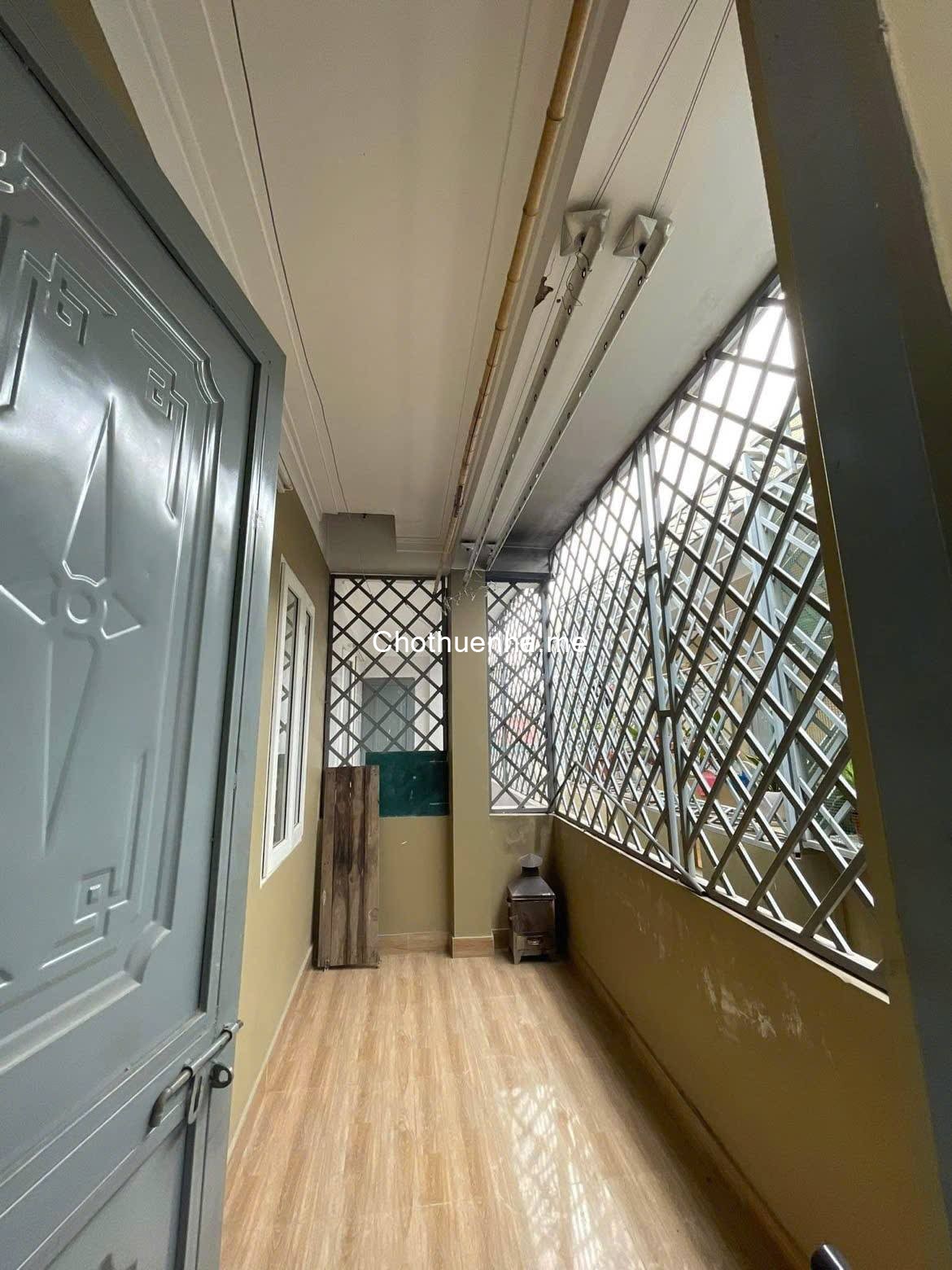 Cho thuê nhà riêng ngõ 521 Trương Định, 35m² x 5 tầng, 3PN khéo kín, 11 triệu