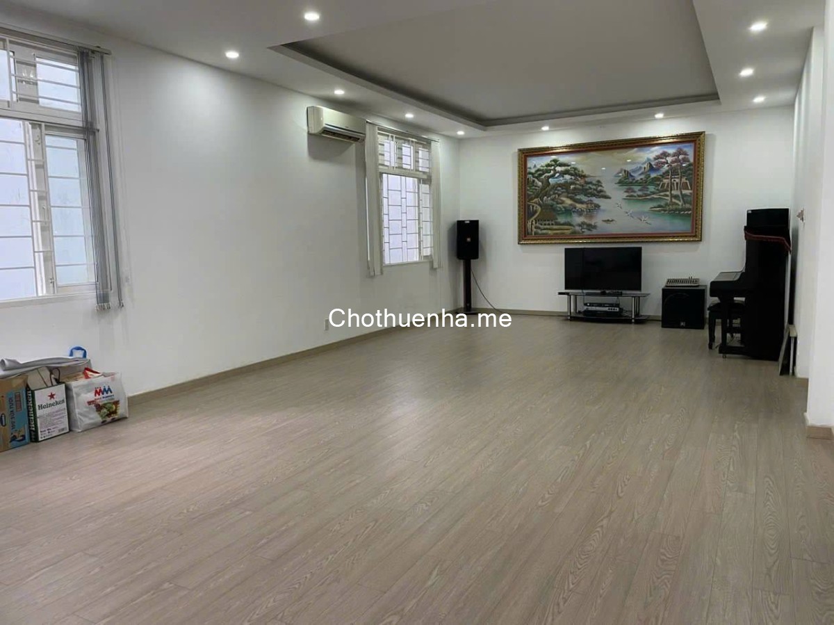 Cho thuê nhà 1 trệt, 2 lầu, 5PN, hẻm xe hơi đường Tô Hiến Thành, Quận 10