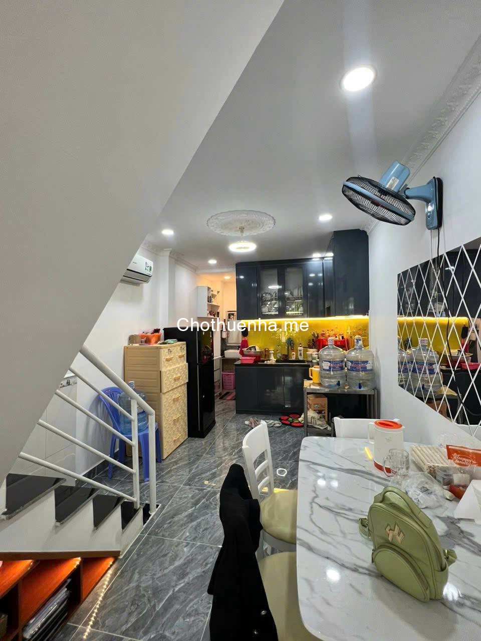 Cho thuê nhà hẻm gần cầu Phú Mỹ – Phường Phú Thuận, Quận 7