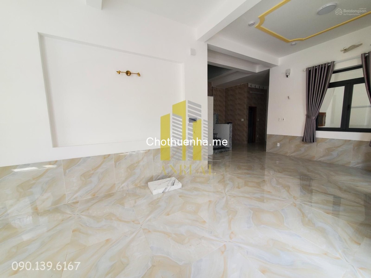 VILLA GÓC 2 MẶT TIỀN GẦN TRƯƠNG VĂN BANG SÂN VƯỜN 5 PHÒNG - GIÁ 38 TRIỆU