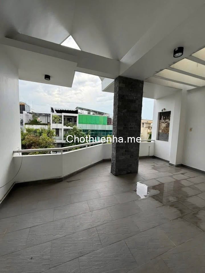 Cho thuê nhà 1 trệt + 3 lầu (4 tầng) Đường Số 65, Phường Tân Phong, Quận 7