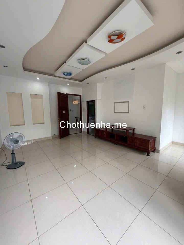 Cho thuê nhà 1 trệt + 3 lầu (4 tầng) Đường Số 65, Phường Tân Phong, Quận 7