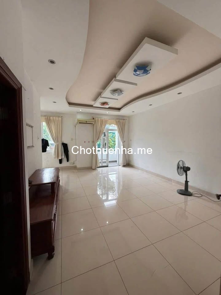 Cho thuê nhà 1 trệt + 3 lầu (4 tầng) Đường Số 65, Phường Tân Phong, Quận 7