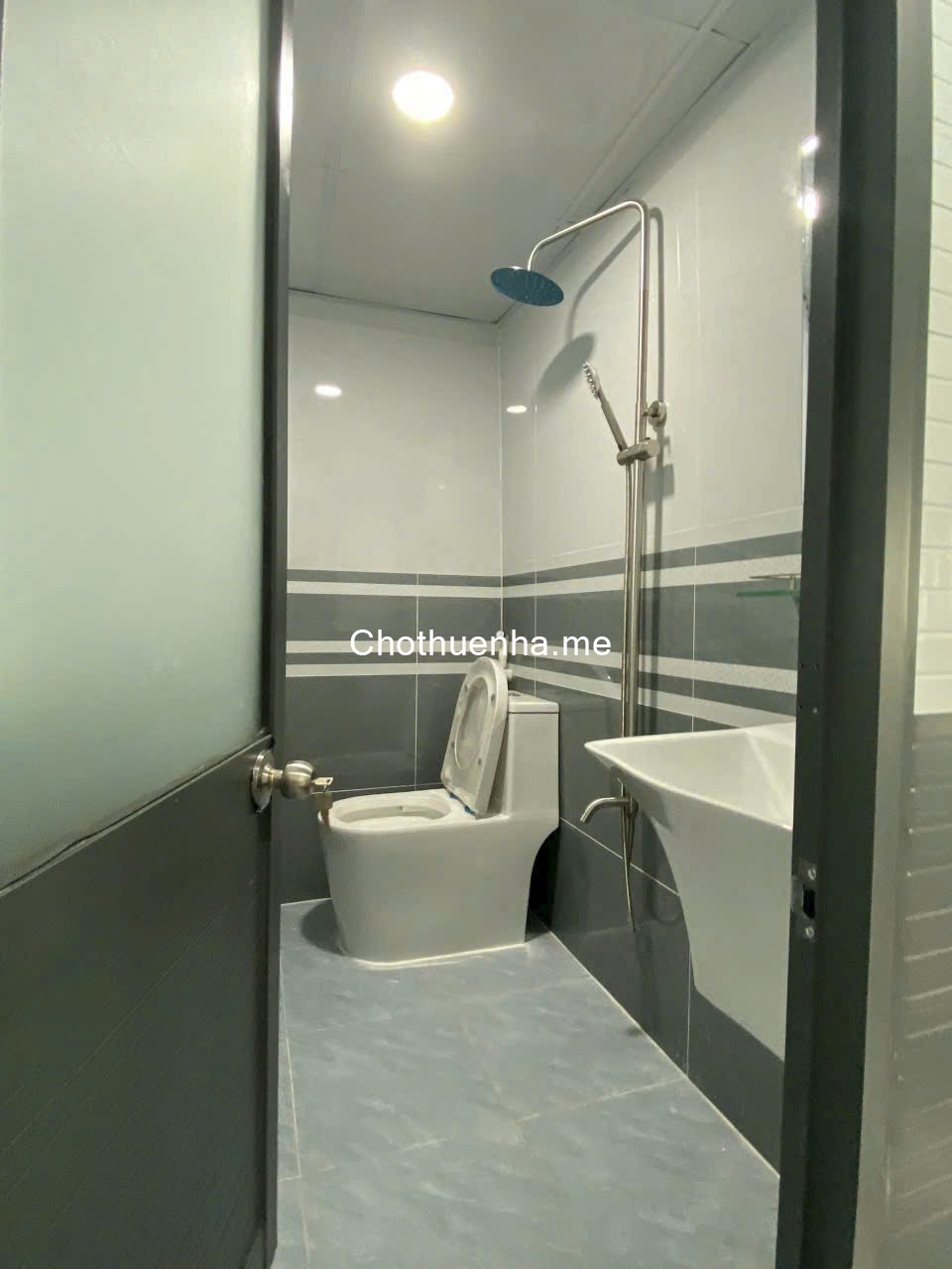 Cho thuê nhà đường Huỳnh Tấn Phát Quận 7 ( phường phú thuận)