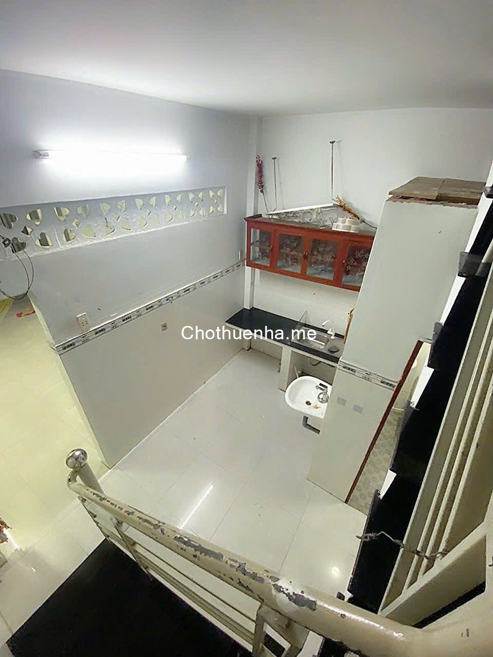 Nhà 1 trệt, 1 lầu, 2 phòng ngủ – 1 toilet tại Hương Lộ 2, Bình Trị Đông