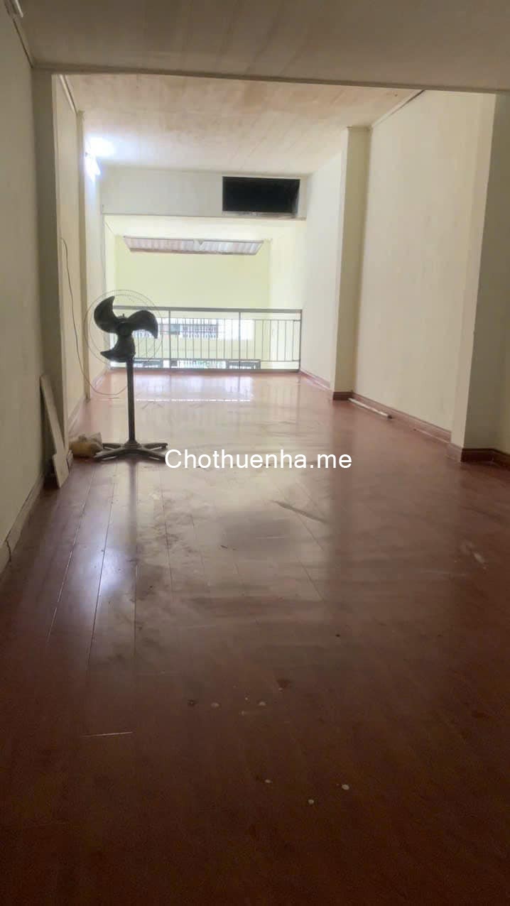 Cho thuê nhà hẻm xe hơi khu Bàu Cát – P.11, Tân Bình, 1 trệt + lửng suốt