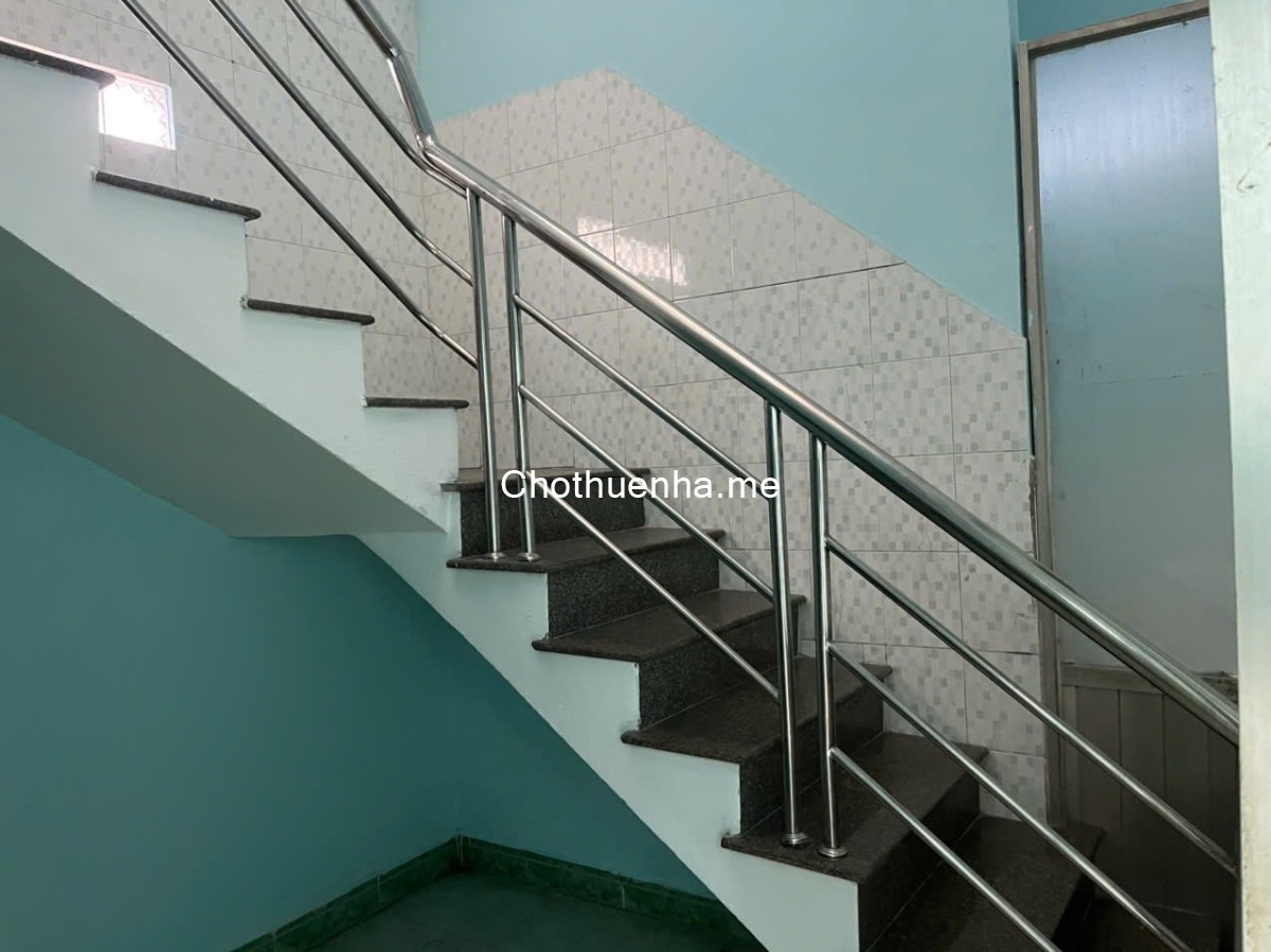 Cho thuê nhà mặt tiền nguyên căn Tỉnh Lộ 10, ngay Chợ Bà Hom - Cầu Bà Hom