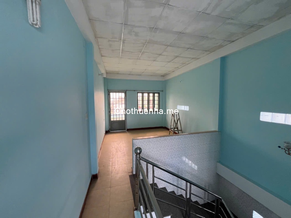 Cho thuê nhà mặt tiền nguyên căn Tỉnh Lộ 10, ngay Chợ Bà Hom - Cầu Bà Hom