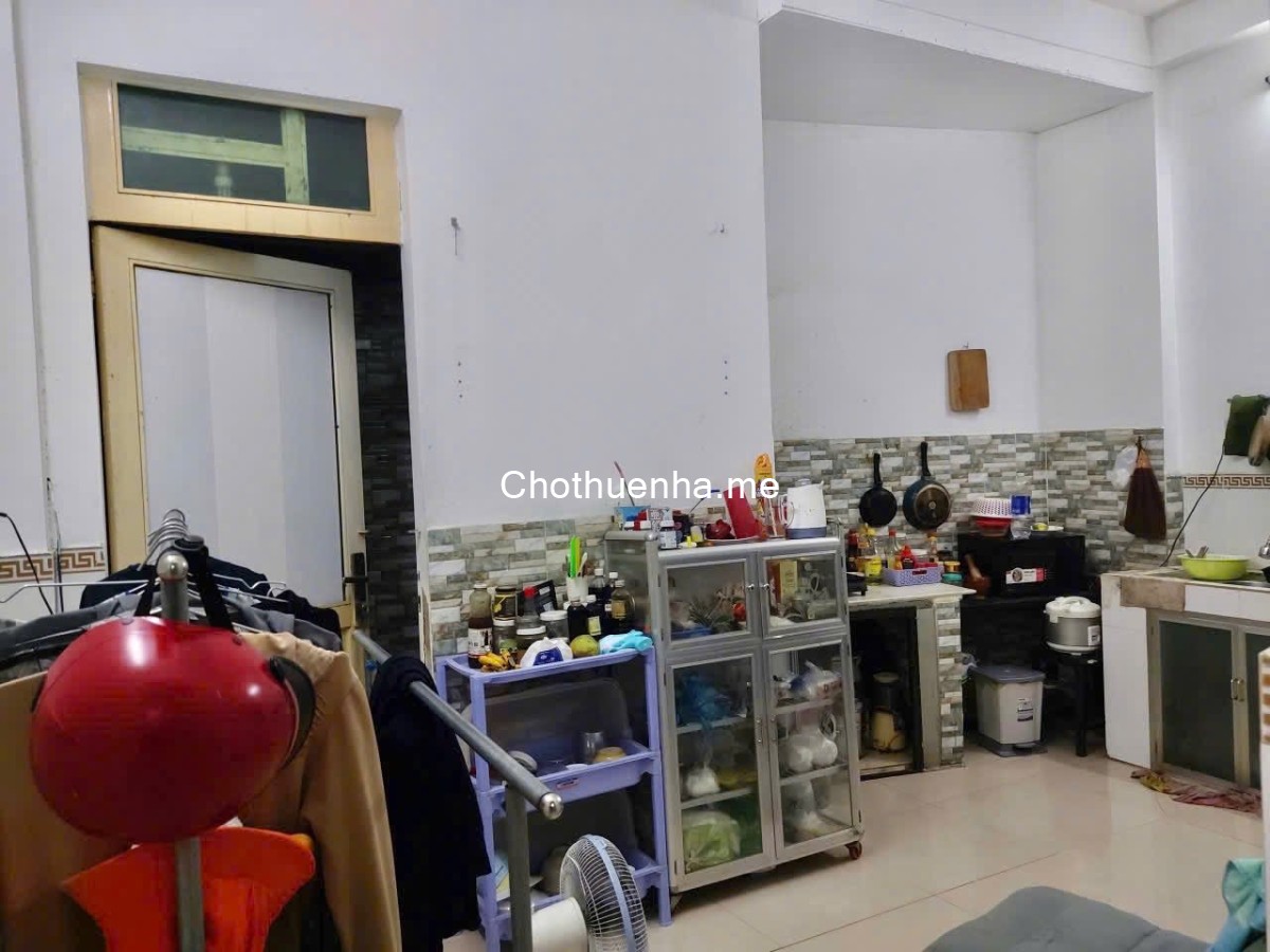 Cho thuê nhà 65m², 1 lầu, 2PN, 2WC, có sân để xe – P. Bình Trưng Tây, Q2