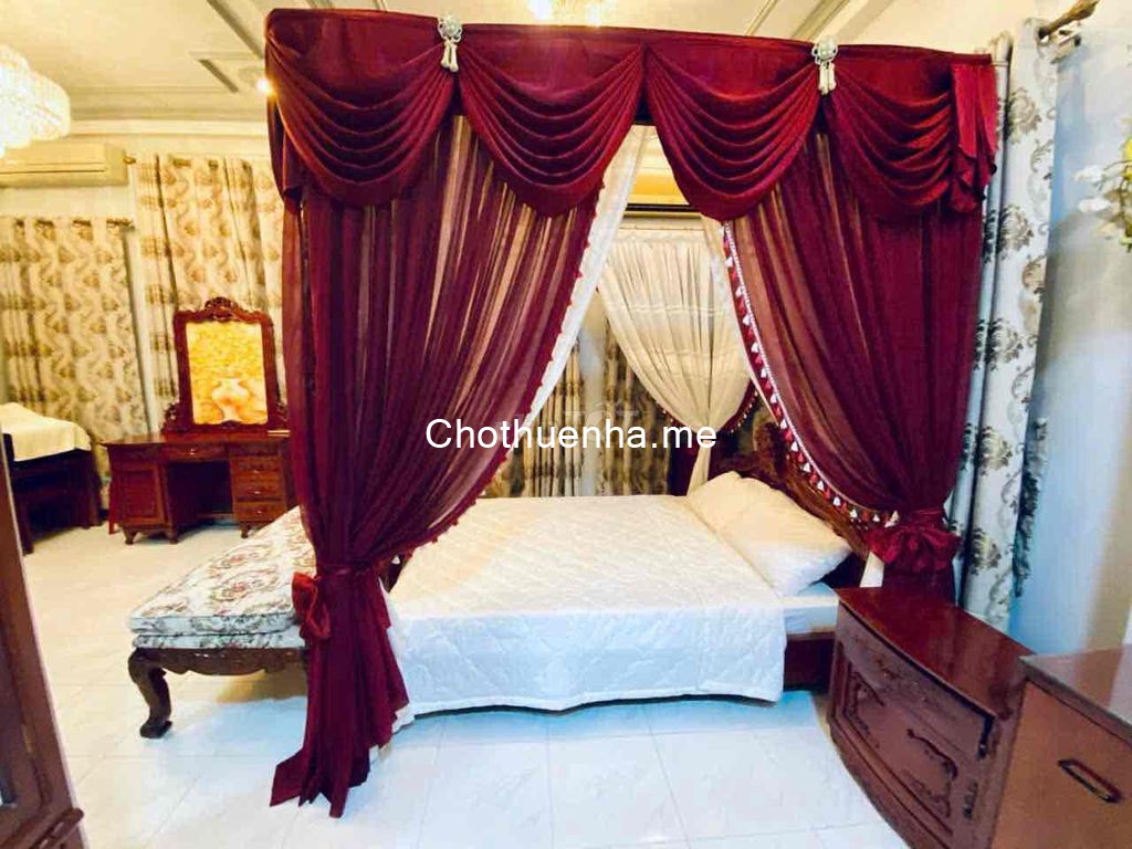 Sát mặt tiền Cách Mạng Tháng 8, 1 trệt, 6 lầu, có sẵn nội thất