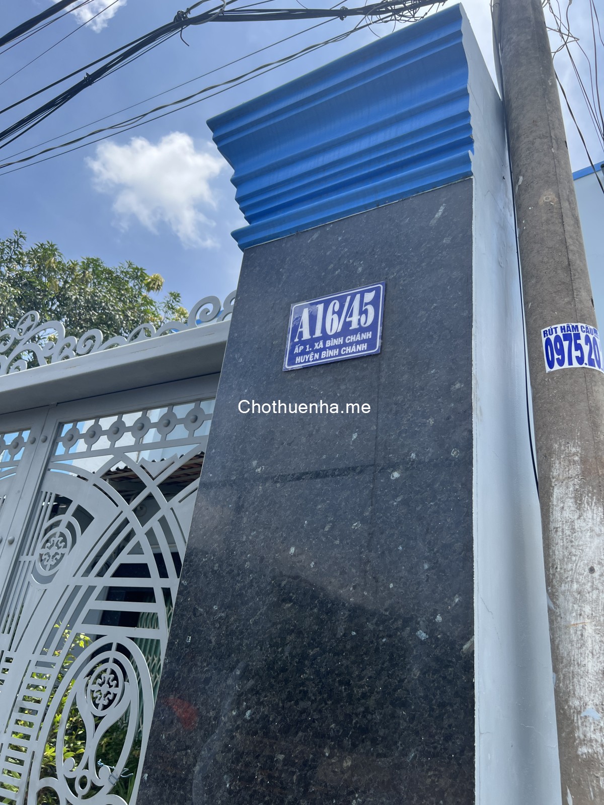 Cho thuê nhà nguyên căn 1 trệt 1 lầu ngay cây xăng Thanh Lộc