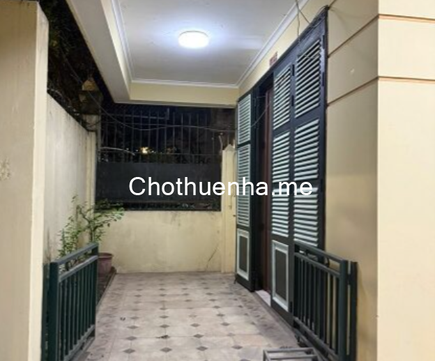 Chính chủ cho thuê nhà nguyên căn ngõ 29 Võng Thị, Tây Hồ, Hà Nội