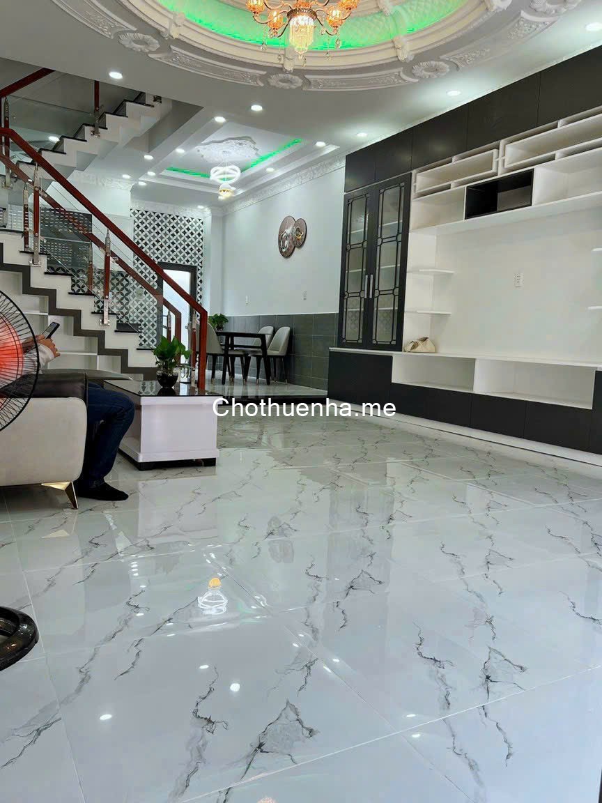 Cho thuê nhà Huỳnh Tấn Phát, Phường Tân Phú, Quận 7, 2 tầng, 2PN 2WC, 15 triệu/tháng