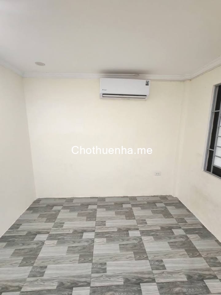 Cho thuê nhà ngõ 230 Định Công, 2 tầng x 25m2 KD online, ở gđ, nhóm ít người