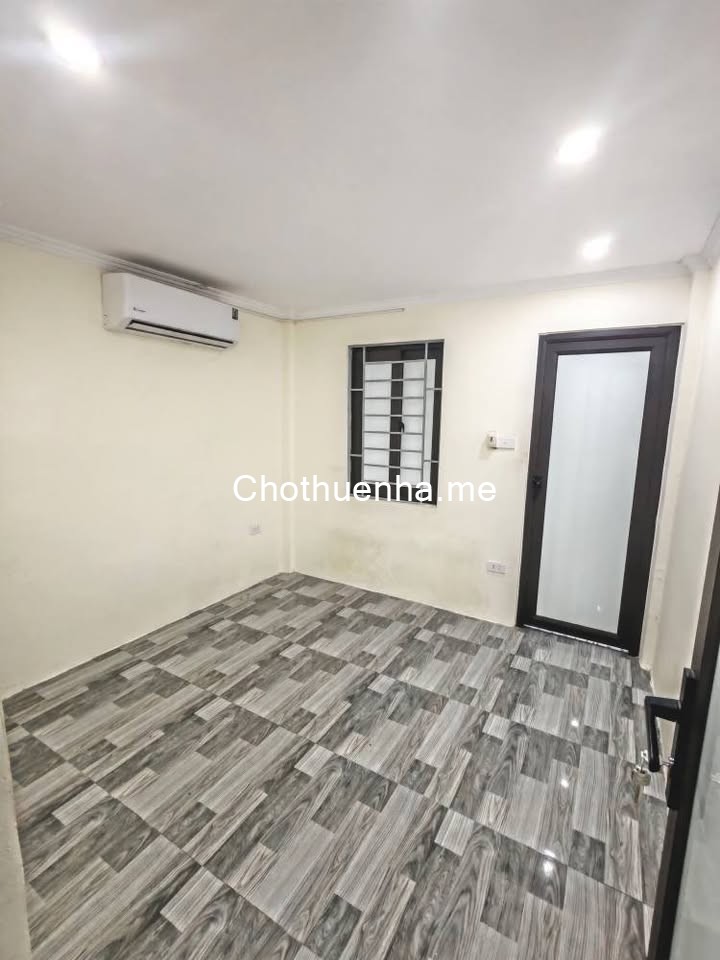 Cho thuê nhà ngõ 230 Định Công, 2 tầng x 25m2 KD online, ở gđ, nhóm ít người