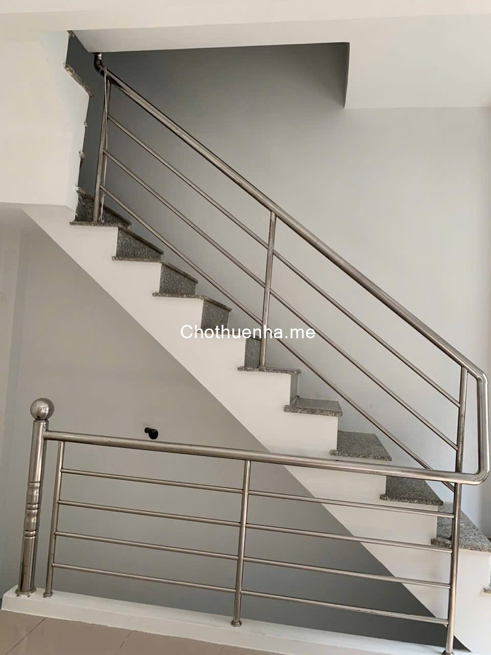 Cho thuê nhà trệt lửng 2PN 2WC Sư Vạn Hạnh Quận 10