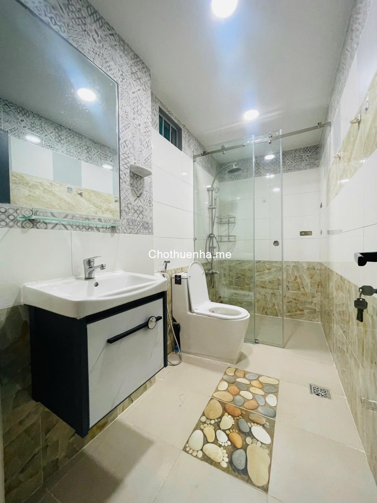 Nhà cho thuê 1 trệt, 2 lầu – 3 phòng ngủ, 4 nhà vệ sinh tại Mai Văn Ngọc, Phú Nhuận