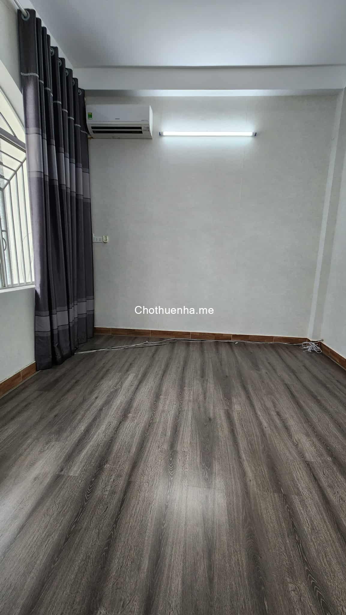 Cho thuê nhà hẻm xe hơi Võ Văn Tần Quận 3, trệt + 2 lầu, 5PN, 4WC