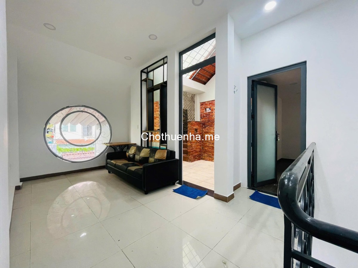 Nhà cho thuê 1 trệt, 2 lầu – 3 phòng ngủ, 4 nhà vệ sinh tại Mai Văn Ngọc, Phú Nhuận